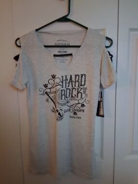 Hard Rock Guitar Company Light GraySparkle Graphic V-Neck Tee